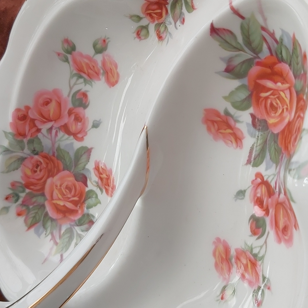 Royal Albert Centennial rose dish - Picture 3 of 5